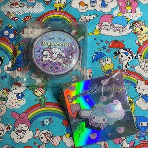 Cinnamonroll compact mirror and hair tie